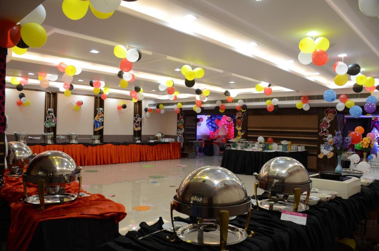 Hotel Puja Residency Varanasi Exterior foto