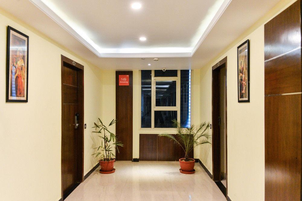 Hotel Puja Residency Varanasi Exterior foto