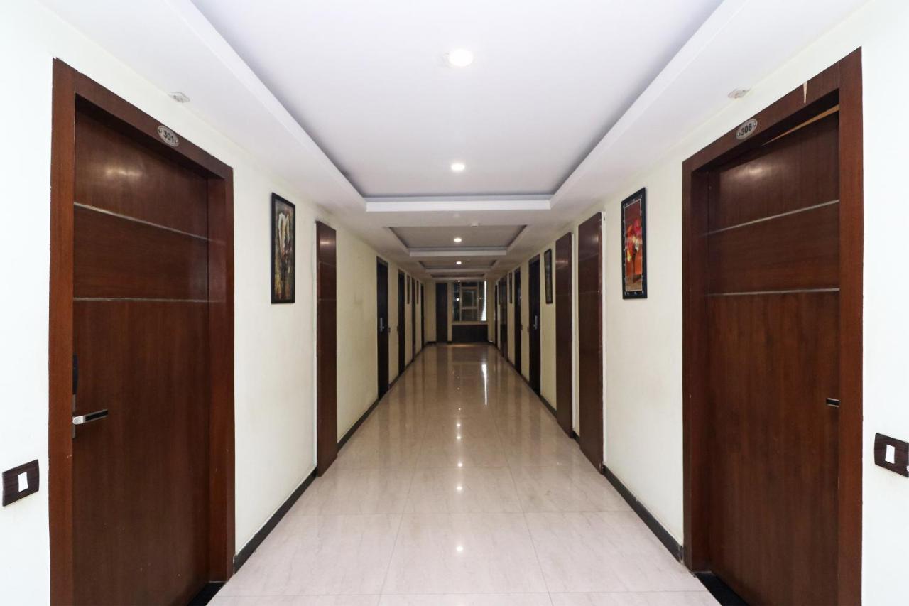 Hotel Puja Residency Varanasi Exterior foto