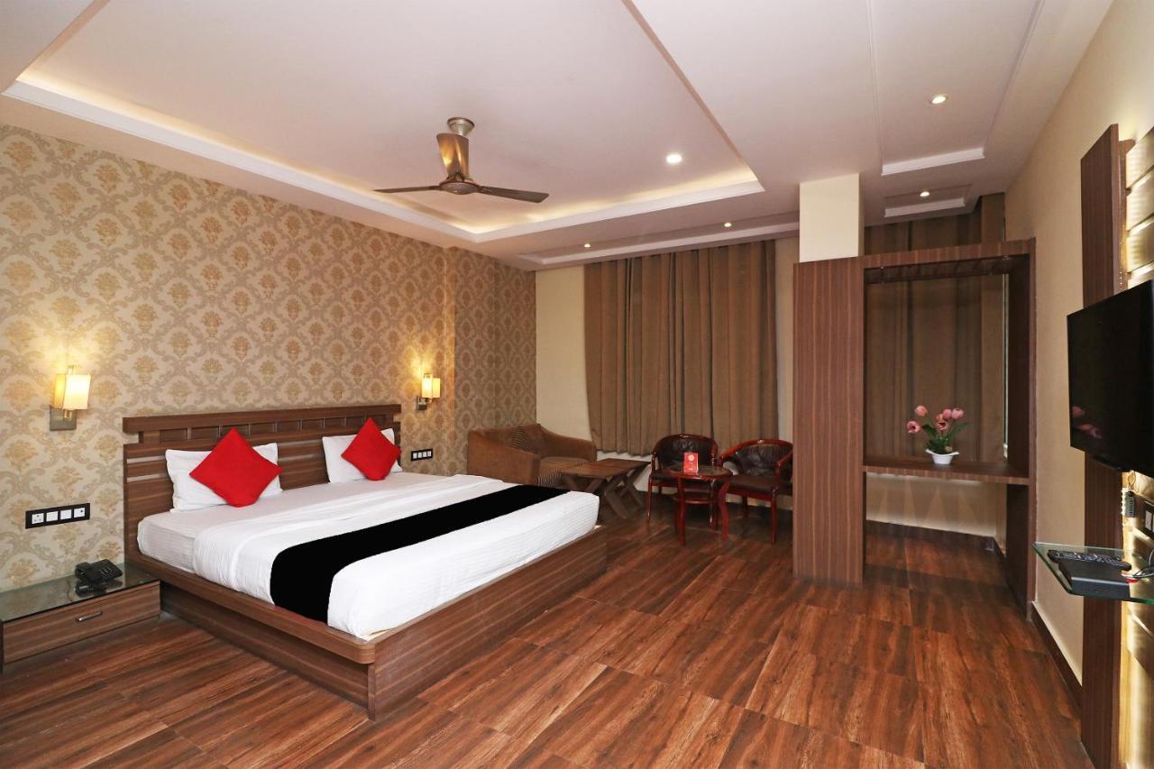 Hotel Puja Residency Varanasi Exterior foto