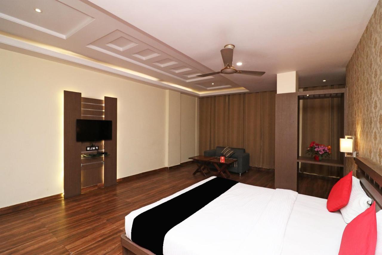 Hotel Puja Residency Varanasi Exterior foto